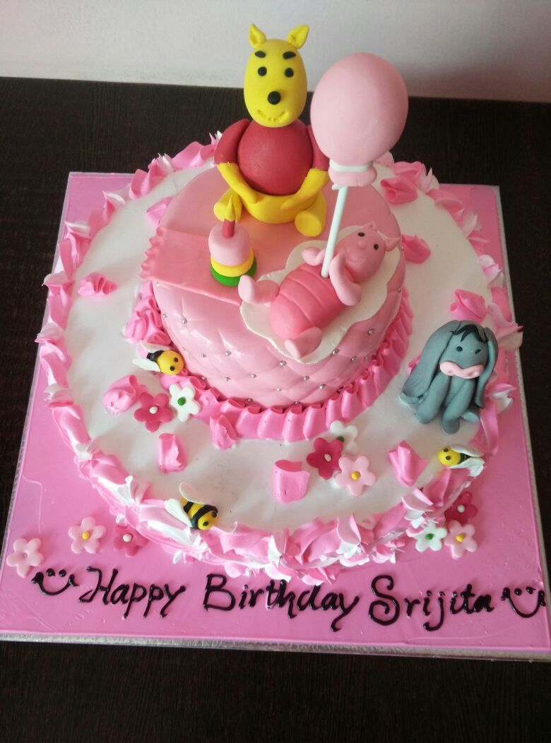 Winnie the pooh cake